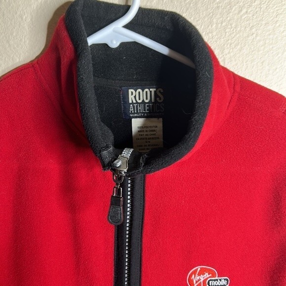 Virgin Mobile Vest - Roots Athletics Tag - Size Small - Red Vest - Picture 3 of 10